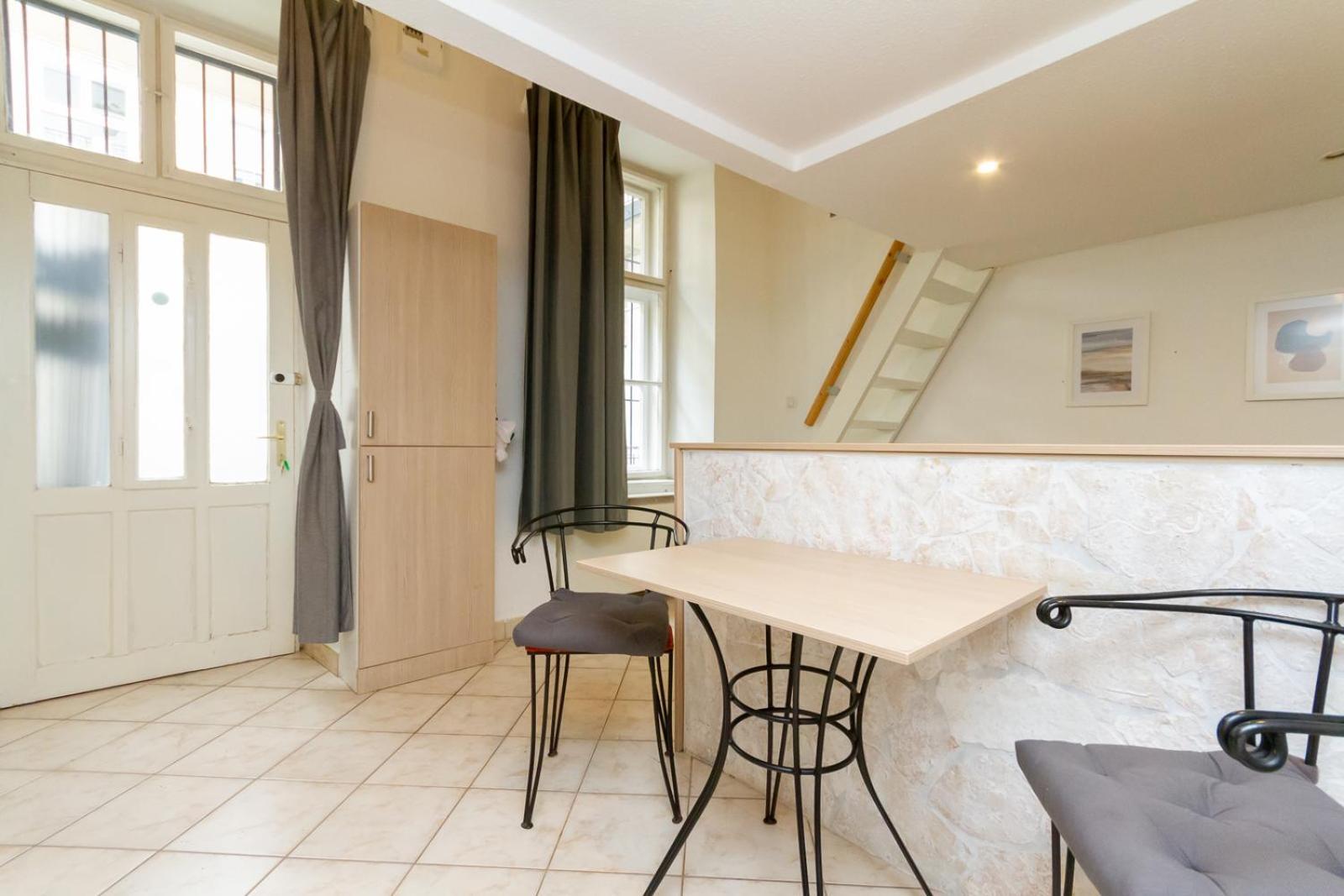 Apartment Bee-happy Downtown Budapest